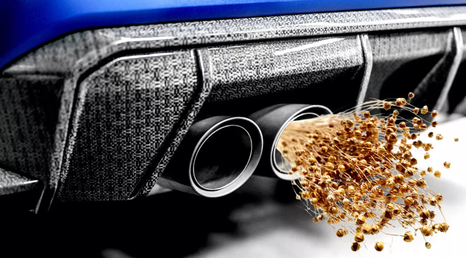 Спорткар из рубашки: BMW меняет карбон на лен