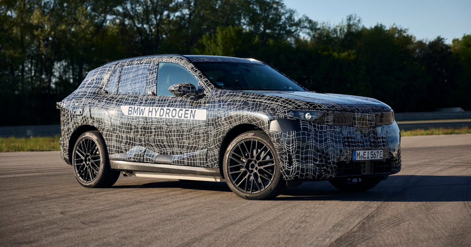 Водородная бомба от BMW: iX5 Hydrogen уже на старте