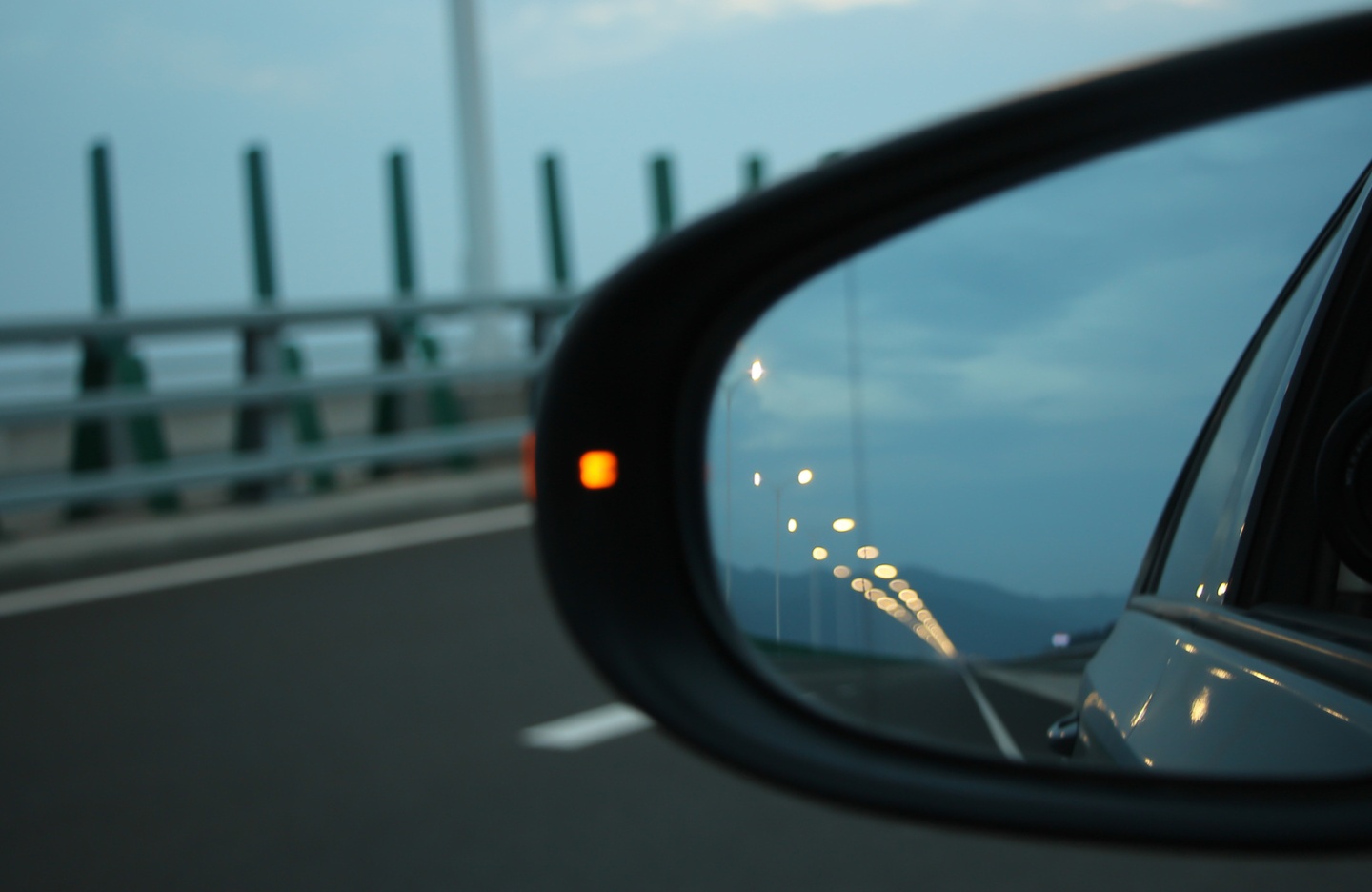 12_electronic_safety_systems_to_look_for_on_your_next_car-pic-1488554065704935632-1600x1200.jpeg