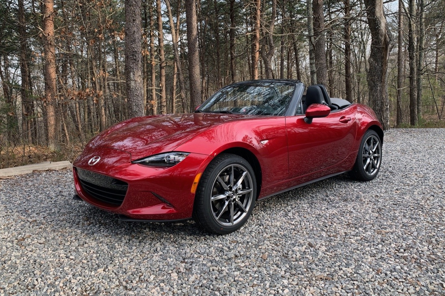 2021_mazda_mx-5_miata-pic-17137516556464576412-1600x1200.jpg