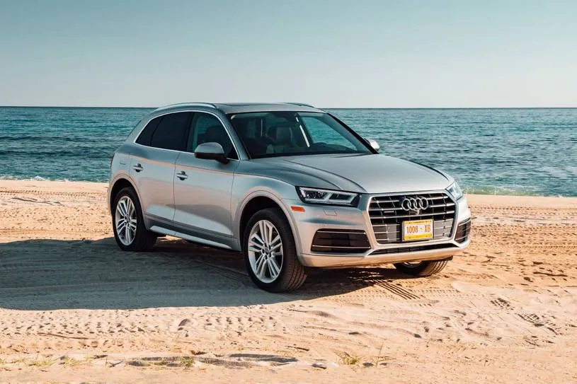 2019_audi_q5_4dr-suv_20-tfsi-prestige-quattro_fq_oem_1_815.jpg