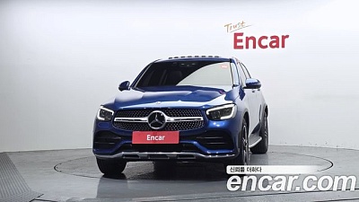 MERCEDES-BENZ GLC300 4MATIC COUPE 2023