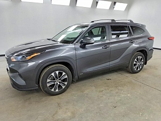 TOYOTA HIGHLANDER HYBRID XLE 2024