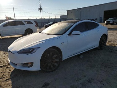 TESLA MODEL S 2016