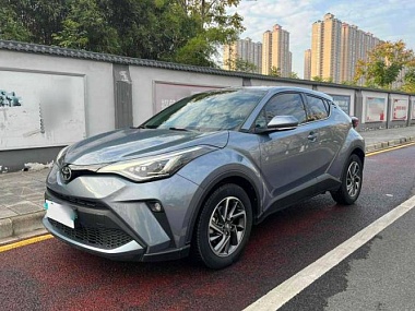TOYOTA C-HR Deluxe Edition 2021