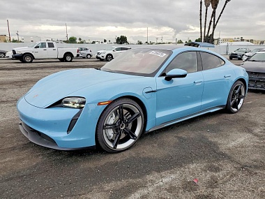 PORSCHE TAYCAN 4S 2023
