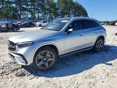 MERCEDES-BENZ GLC 300 2024