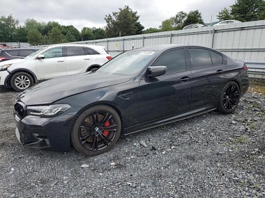 BMW M5 2021