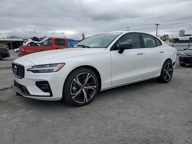 VOLVO S60 PLUS 2023