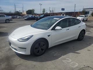 TESLA MODEL 3 2022