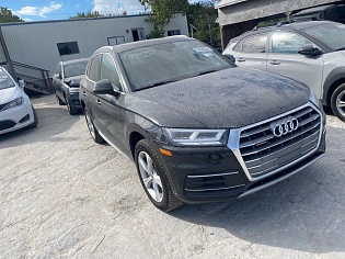 2020 Audi Q5  полный привод  Пробег - 64 037 миль