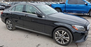 2019 Mercedes-Benz C-Class 2.0 литра  21 т миль Полный привод