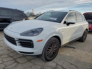 PORSCHE CAYENNE E-HYBRID 2021