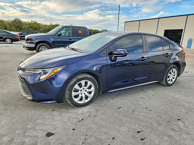 TOYOTA COROLLA LE 2024
