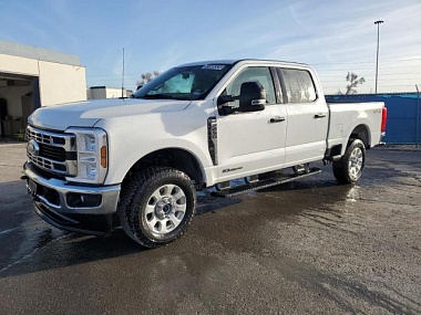 FORD F250 SUPER DUTY 2024