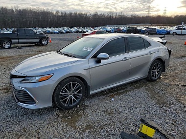 TOYOTA CAMRY XLE 2023
