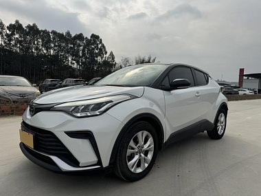 TOYOTA C-HR 2021