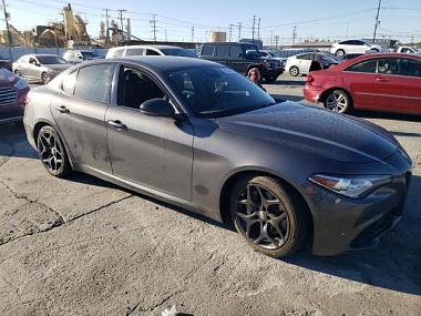 ALFA ROMEO GIULIA SPORT 2021