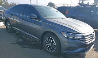 2020 Volkswagen Jetta пробег 43 тыс. миль передний привод