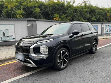 MITSUBISHI OUTLANDER 2023