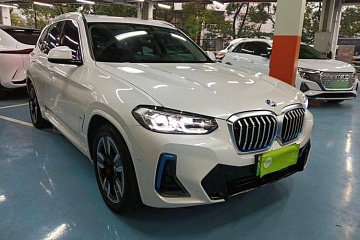 BMW iX3	2022