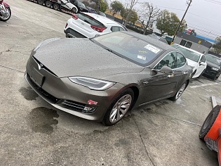 2016 Tesla Model S Двигатель - электро Пробег - 82 155 Миль Привод - Задний