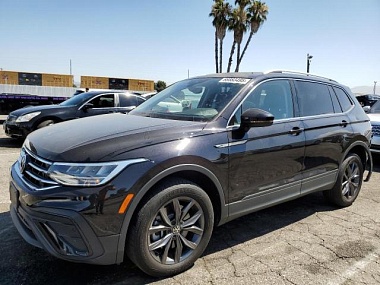 VOLKSWAGEN TIGUAN SE 2022