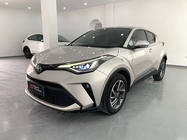 TOYOTA C-HR 2021