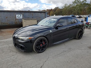 ALFA ROMEO GIULIA QUADRIFOGLIO 2016