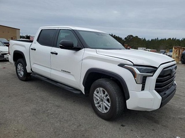 TOYOTA TUNDRA CREWMAX SR 2024