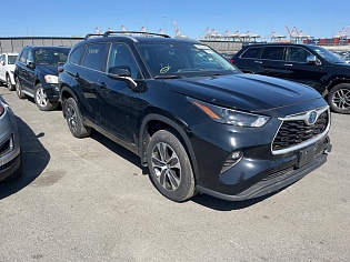 2023 Toyota Highlander Hybrid XLE 2.5 гибрид