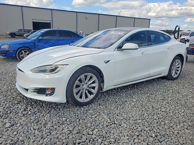 TESLA MODEL S 2018