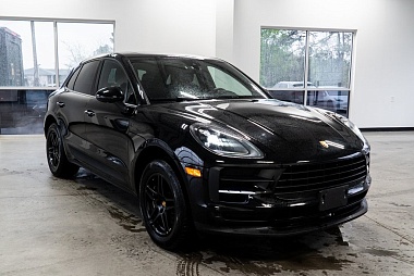 Porsche Macan Black edit 2020