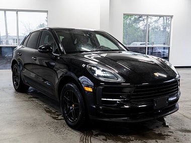Porsche Macan Black edit 2020