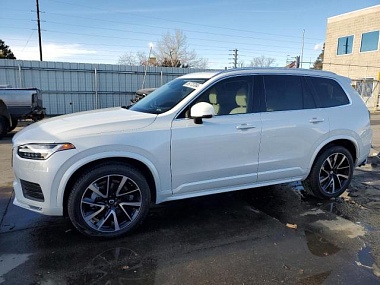 VOLVO XC90 T6 MOMENTUM 2021