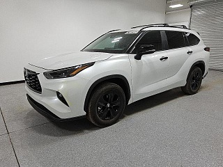 TOYOTA HIGHLANDER HYBRID XLE 2024