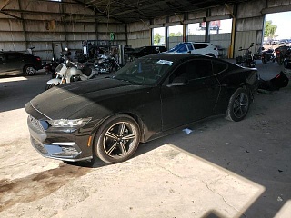FORD MUSTANG 2024