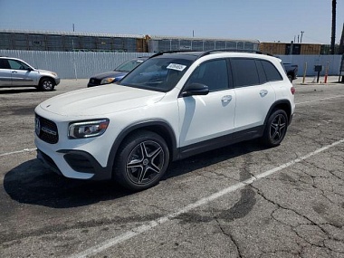 MERCEDES-BENZ GLB 250 2023