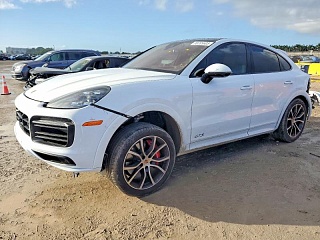 PORSCHE CAYENNE GTS COUPE 2022