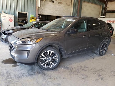 FORD ESCAPE SE 2022