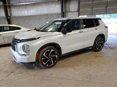 MITSUBISHI OUTLANDER SE 2022