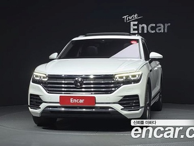 VOLKSWAGEN TOUAREG 2023