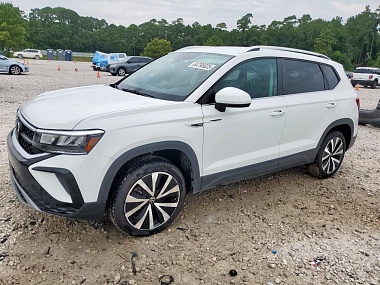 VOLKSWAGEN TAOS SE 2022