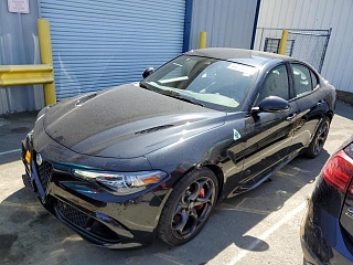 ALFA ROMEO GIULIA QUADRIFOGLIO 2021