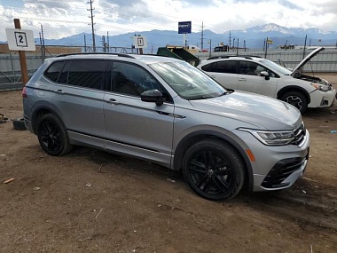 VOLKSWAGEN TIGUAN SE R-LINE BLACK 2022