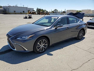 LEXUS ES 300H BASE 2024
