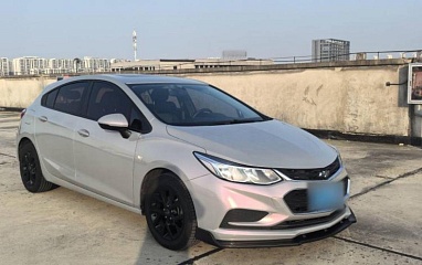 CHEVROLET CRUZE 2017