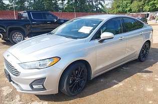 2019 Ford Fusion SE Двигатель - 1.5 Пробег - 61685 Миль Привод - Передний