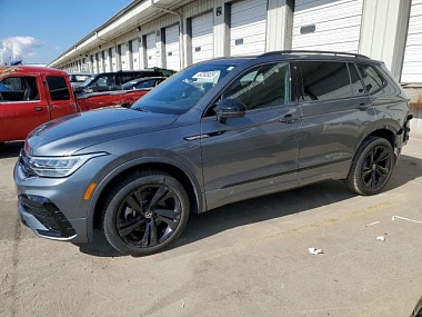 VOLKSWAGEN TIGUAN SE R-LINE BLACK 2023