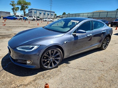 TESLA MODEL S 2020